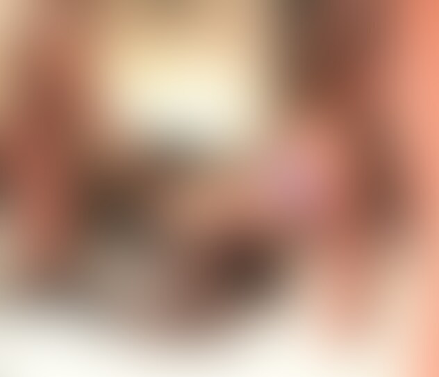 目隠し・耳栓をした夫としながら
内緒でセフレくんのおち○ぽも堪能しちゃうっていう
ありえない設定で3P♡
設定とはいえ入り込んじゃうと結構興奮しちゃった♡ (2/2)