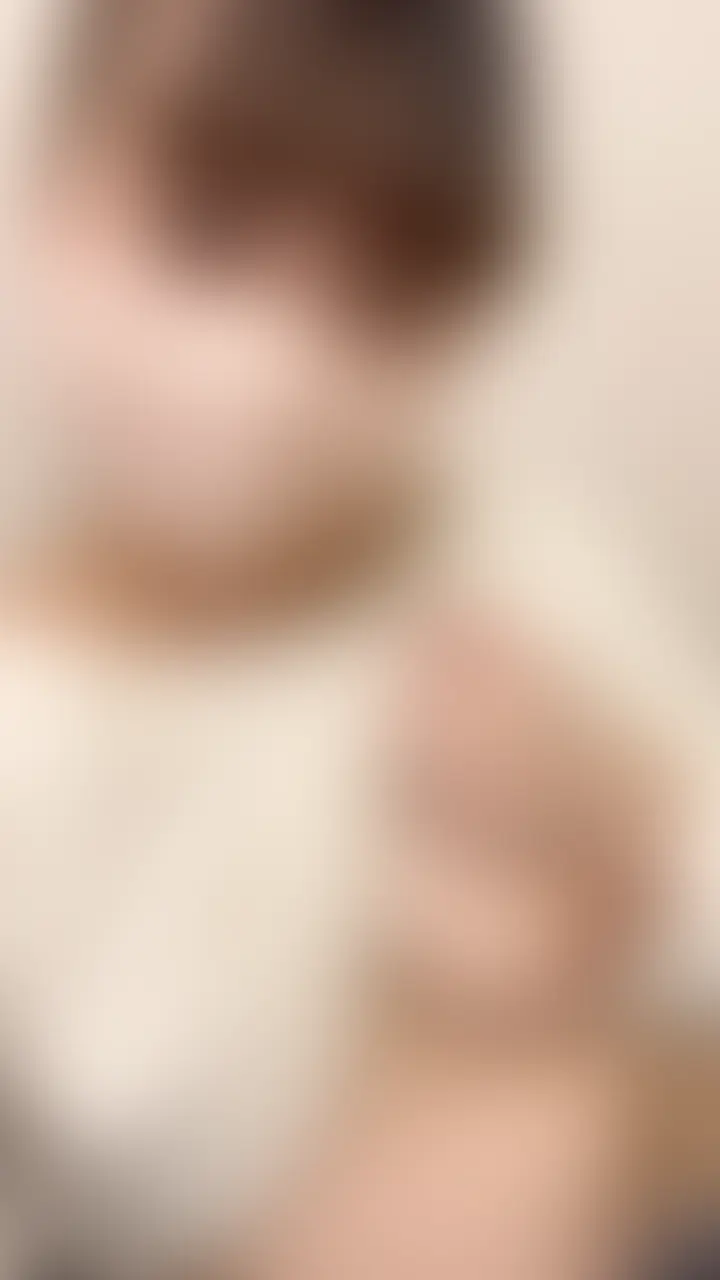 裏垢女子の自撮りオナニー動画「ぽちゃ可愛（24歳）美乳バイブおな ぽっちゃり系で可愛らしい素人モデルのオナニー動画。 野呂◯代ちゃん似のルックスも◎」の投稿サムネイル