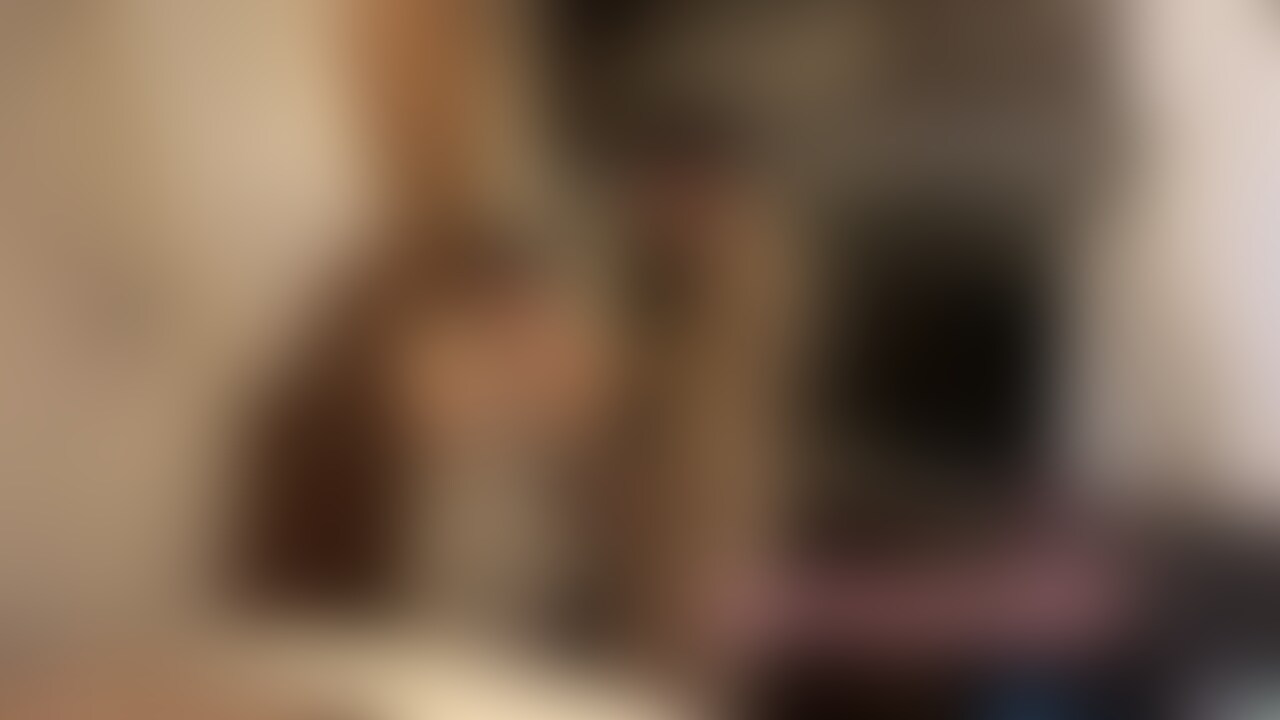 【私の嫁の初寝取られ】巨根×嫁
私はずっと自分の嫁が自分よりも大きい竿の男性に◯されるのが夢でした。
私が長年、妻に寝取られのお願いをしてきて、ついに叶った念願の寝取られ動画になります。
初めてなので緊張している妻、それを見て興奮する私。
私のこの興奮をあなたに共感していただけると嬉しいです。 (2/2)