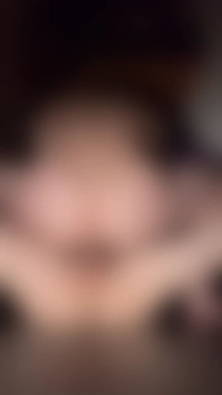 エロすぎる年下に生でハメまくった② sample 1
