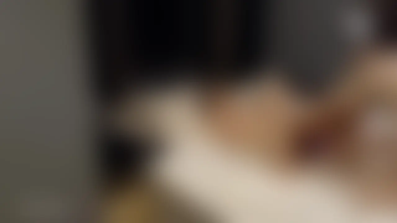 さん→しゃん、好き→しゅき

カフェでは下ネタNGと思われてる潮吹きド変態清楚ちゃん11-14

「オッ」がたくさん大きく増えてます。中の細いバイブでたたきながらクリも攻め。バイブを中から押し出されてるので吹くのかと思いましたよ？そしてバック。
「シェックスしゅき」
うさ耳バイブをG向けにしてクリにクンニのおもちゃ。「ひー」上から犯し続けます。

NO３バイブ。奥に深い振動が来ます。クリとのW攻め。まずは電マから。クリもGから上に押されてより電マ当たります。上からグーッとして「ダンしゃーん、これヤバーい」
正常位はドエロすぎ。ダンしゃーんの連呼。
上からひたすらズボズボ。「ダンしゃんのしゅきにしてください」
全部口射してもらいました。
「苦ーい」

周辺焦らしの意地悪からしておくまっでしっかり挿れてからはいろんなバリエーションのフルコース。
トントン小刻みについたり上から重みと主にドスンドスン。上から見られて恥ずかしいって？
目そらしたら突くのやめるよ？というとずっと見てくれてます。 (2/2)