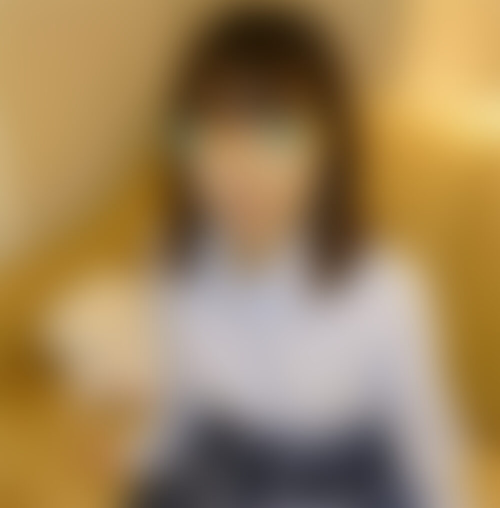 ❤️顔出し❤️童顔パイパン女子と禁断の中出しw
田舎では男と遊んでるとすぐ噂が広がってヤバいみたいなんで
わざわざヤリモクHしに東京にやってきた素朴な制服女子
化粧っけもなく地味目なコです
でも地味な女子ほどムッツリど助平❤️
パイパンにしたアソコをヒクヒクさせながらおじさんのテクで
感じちゃう変態さん!
おまけに生OKでおじさんの生チンを膣奥に突っ込まれて
アンアン感じちゃってます❤️
締まりがすごくてヤバいことにイキそう・・・
ヌルヌルに濡れたパイパンまんこはおじさんには刺激が強すぎです
勢いでピストンしまくり最後は孕ませ覚悟の中出し!!
最高の中出しSEXでしたよ! (2/2)