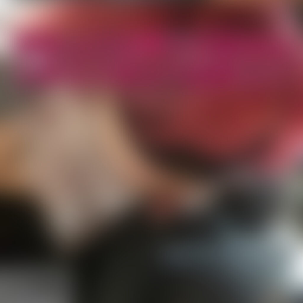 サキュバスリズきゅんおもちゃ＆ベロチュー

ぽちゃかわ爆乳ちゃんのリズきゅんコスイチャイチャ動画です
カメラ位置に失敗したので、おそらく作品化はありません

【収録内容】
ソファでベロチュー
ベッドで騎乗位おっぱいいじり
騎乗位ベロチュー
おもちゃを使いながらイチャイチャ

動画時間：24分 (2/2)