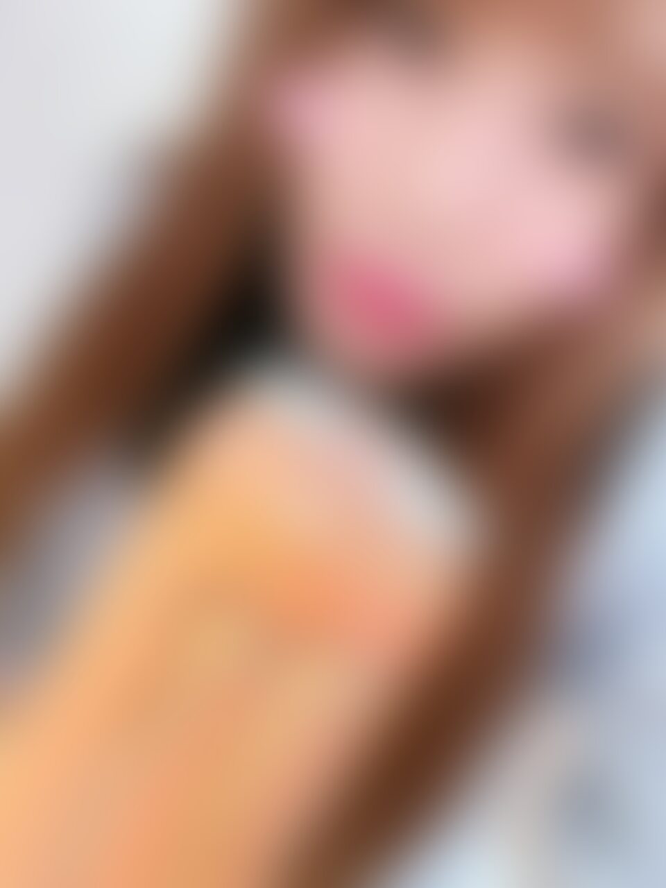 人妻Rちゃん「たまにわ普通の自撮りもどうかな🤭♡ 画像を見るにはプランがおすすめです😘」の投稿サムネイル