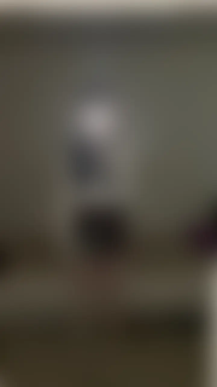 『おとこの娘がタイトスカート履いて鏡にぶっかけ射精！！！🍼💕』 sample 1