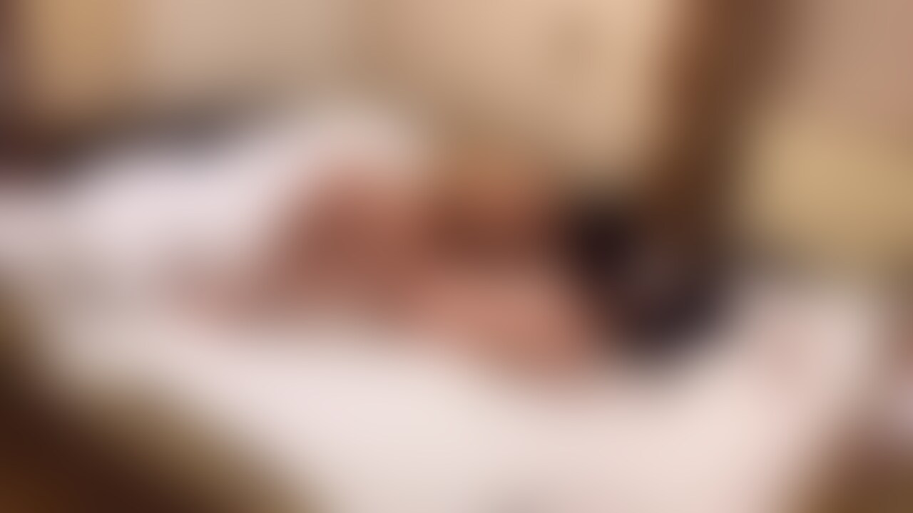 レトロラブホで正常位とバック (2/2)