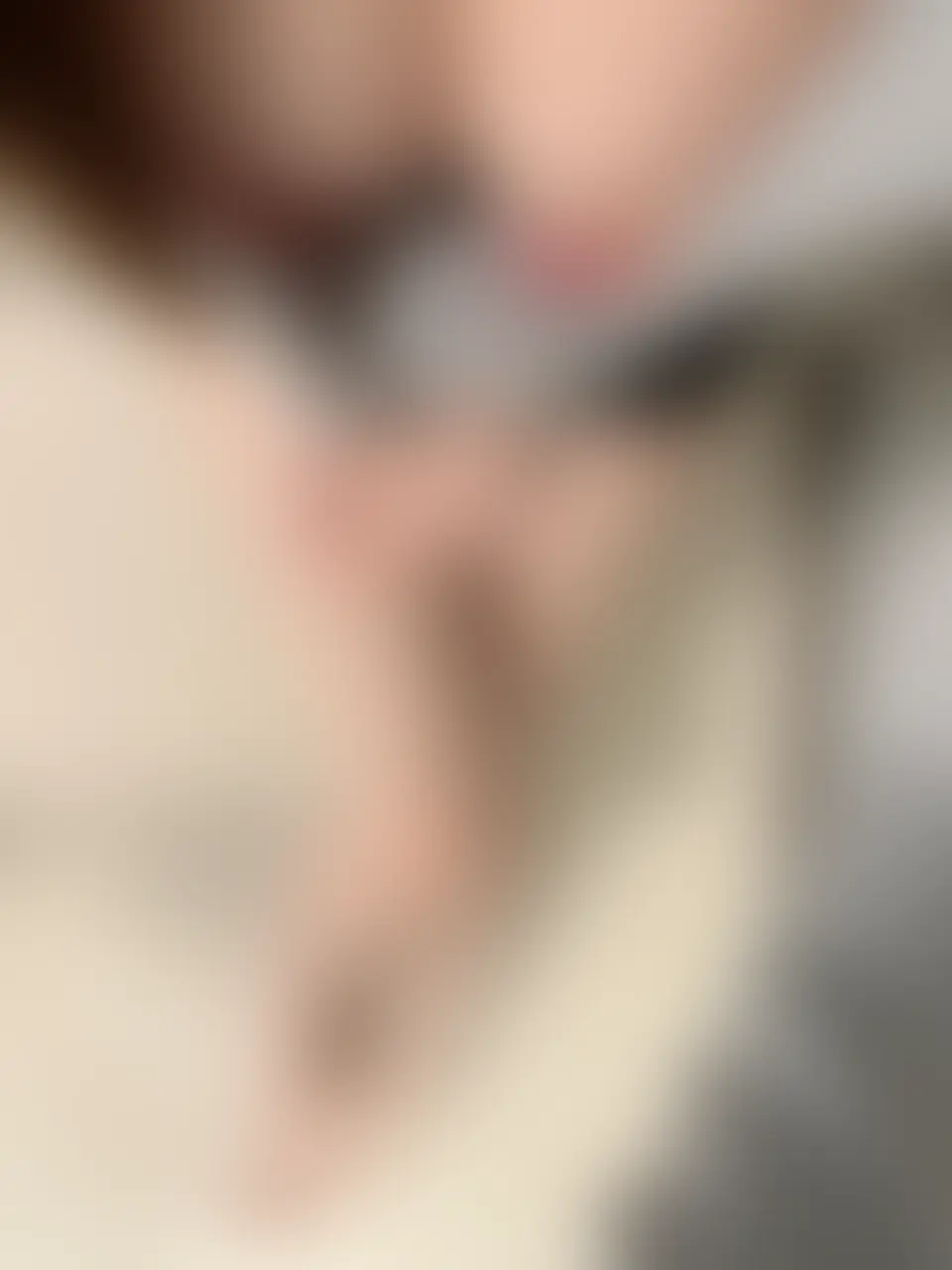 あみ「あみの目線👀」の投稿サムネイル