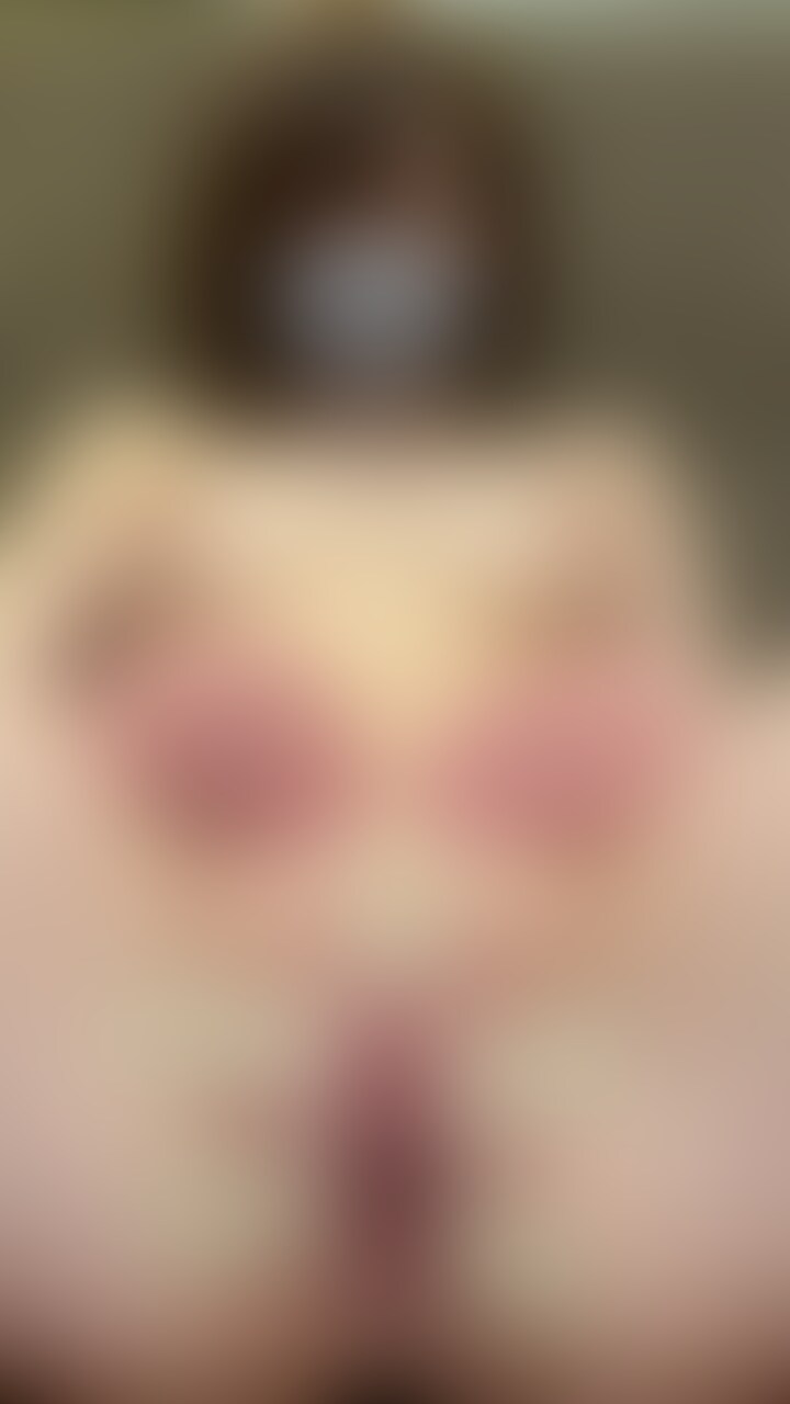 今日はテープでくぱぁとアソコを広げられちゃったよ🥺
その状態でクリを無限に集中攻撃されちゃった💓
ウーマナイザー、バイブ、デンマ二本の合計四つのおもちゃとたたかってきたよ😘
イってもイっても終わらなくて…
🌰ちゃんが限界までふくらんでたよ…💘😂
気持良かったけどさすがに疲れた~🍀 (2/2)
