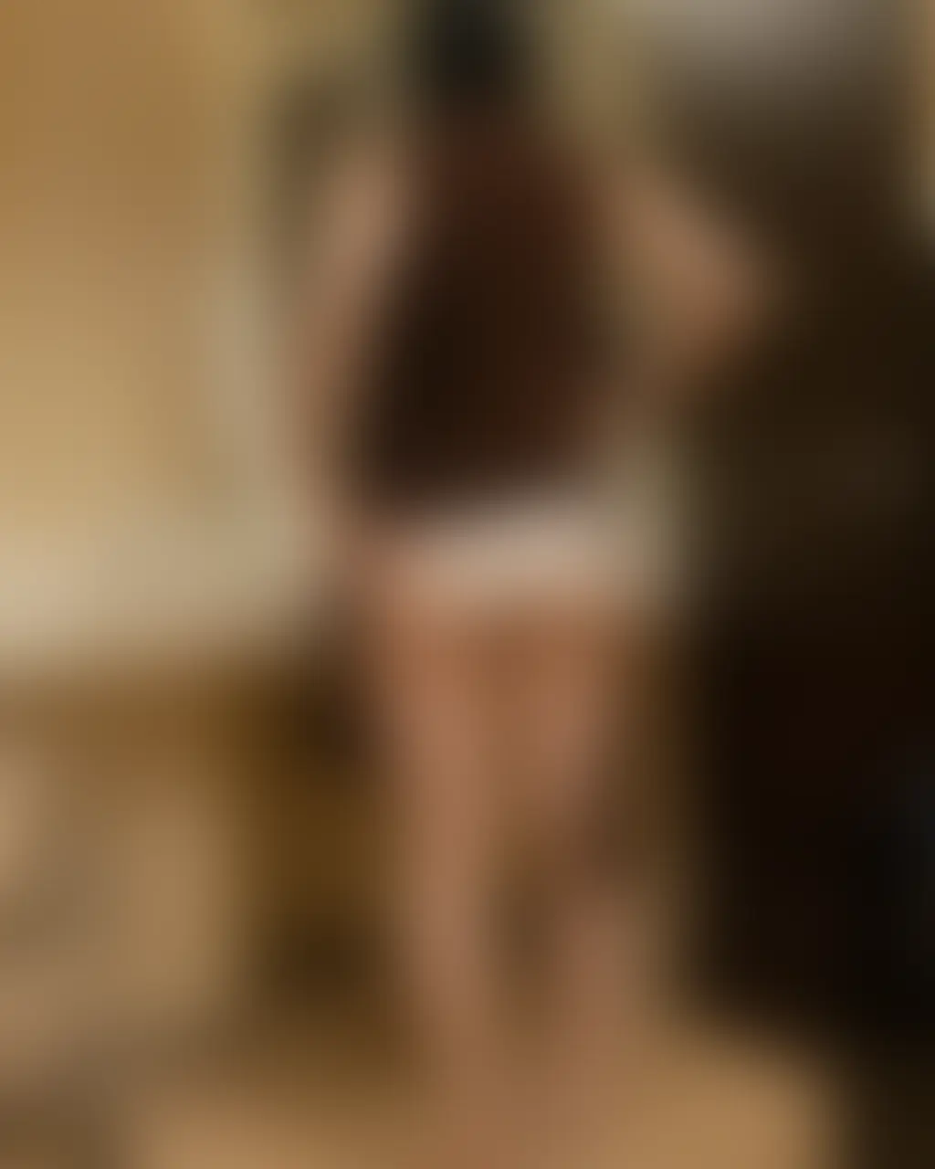 sei-miho ★人妻肉便器「直前まで優しく紳士的に接してくれていた男性が、急にスマホを構えて私の後ろ姿をパシャッと撮ってきた。」の投稿サムネイル