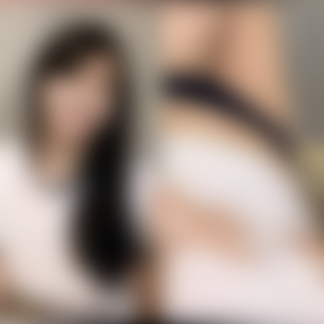 6月も始まりましたね♡
ちょっといつもと違う感じで撮ってみました😣 (2/2)