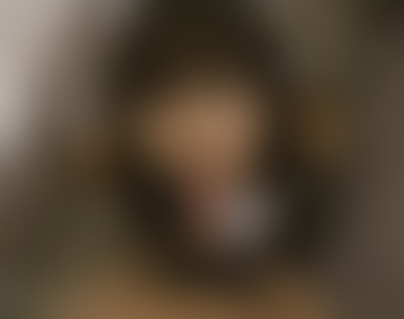 【本物が顔出し】め○ど○ーみんのメイド長とオフパコ


同時公開させて頂いた以下の動画↓

【池袋店】め○ど○ーみん在籍のメイドリーダーのエロチャット【お試し自己紹介編】※無料プランです
https://myfans.jp/posts/47ddb508-50bf-49b5-a833-1d9e09cff07c

【池袋店】め○ど○ーみん在籍メイドリーダーのエロチャット【バイブ連続絶頂編】
https://myfans.jp/posts/938772b6-0842-42ac-9d48-eb1beb053ed2



こちらの被写体ハメ撮り動画。しかも顔出しです。
上２つの動画は、会員制有料チャットで配信した映像ですが、こちらではチャット内では見られなかったもの。

なぜ、初公開かと言うと、チャットで公開する予定の撮れ高、予定通りが撮り終わったのに関わらず、現場のカメラマンが勝手にハメた職権乱用映像だからです。

そもそもが、ガチのめ○ど○ーみんメイドさんで生チャットが出来る女性がいるということで動き出した映像だったのですが、素人女性ならではのいわゆる「現場のノリ」で公開の予定はなかったけどハメ撮りしてしまった。そういう映像ですので、完全オリジナルなのは当然です。

上記、２作品をすでにご覧の方ならお分かりかと思いますが、はっきり言って、メイドという職業にあるまじくあけすけで、下品で放蕩な彼女。

貞淑で慇懃な本来の上流に侍るメイドとしては失格、真逆ですが、メイド喫茶に勤める素人女性としては完全にイメージ通り。秋葉原の路上でビラを配っているメイドさんとセックスしたら当然、こうなるであろう、メイドさんとは左右のビラビラを翼にしてかっ飛ぶオマンコ天使なんだ。ということがこの映像をご覧になればはっきり分かると思われます。

メイド喫茶はブームになる前から行き倒し、すでに興味が失せている玄人にこそ見て頂きたい、ブームが落ち着いたからこそ、こういうただただエロい女の子がメイドとして働きだしたんだ。今、メイド喫茶は第二形態へと進化したことがお分かり頂けると思います。

すべては細部に宿る、こういうメイドが一人いるなら他もそうに決まってる。今だからこそ、スケベが集まるめ○ど○ーみんです。



内容：着衣半裸、クンニ、手マン、立ち手マン、仁王立ちフェラ、正常位、騎乗位、バック、正常位



動画：３１分５８秒
１２８０×７２０

※こちらはシチュエーション動画になります。
※被写体は○○○以上であり、年齢確認は確実に行っており、年齢確認書類のコピーも所持しております。 (2/2)