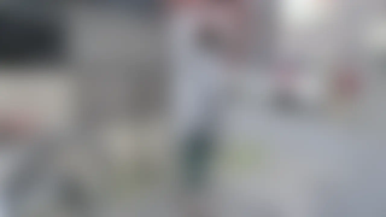 こんにちは！ムラタです！
今日は「あの頃」のハメ撮りを公開したいと思います！！
みんなが私を知ったきっかけは何だったでしょうか。
昔のハメ撮りで知ってくれた方も多いのではないでしょうか。

そう！今日は「あの頃」撮影したお宝映像の登場です！
いやー、「この頃」は良かった。
まだあどけなさの残る、初々しいハメ撮りをどうぞご堪能ください。

【商品詳細】
まだ初々しかった「あの頃」の甘酸っぱいラブラブハメ撮り（生中出し）
サイズ：3.73GB
長さ：46分49秒
フレーム：1920*1080 (2/2)