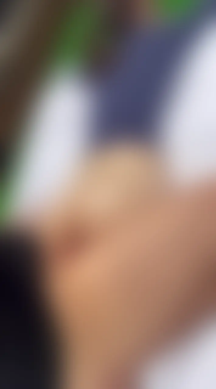 みゆきですっ🍑💕
遂にオイルマッサージのハメ撮り動画公開っ🥹

美尻さんマッサージだけって言ってたのにー😵‍💫
気づいたら入ってた‥気づいたらみゆき腰動かしてた😭💦💕もうヤダよ〜恥ずかしい🥺

感想聞かせてね🫣
オイルの評判良ければまた塗り塗りしますっ🥰 (2/2)