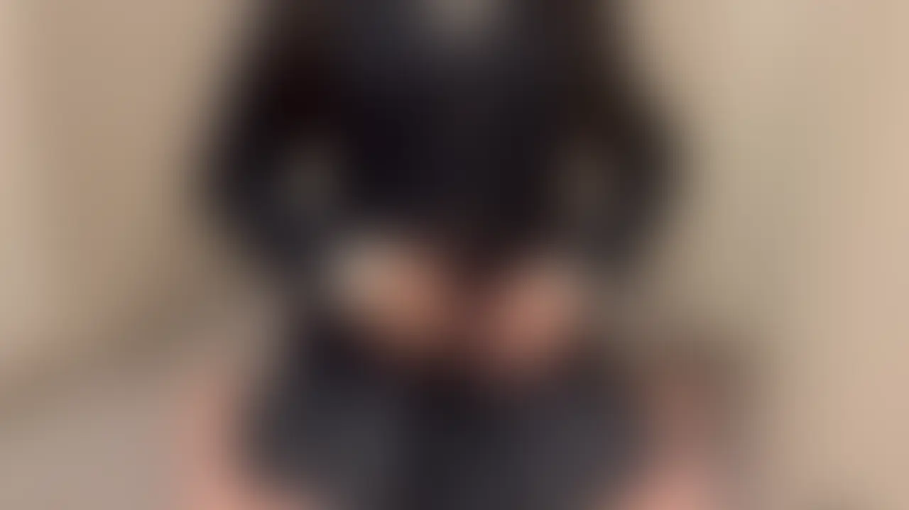 【制服×潮吹き 清楚な見た目からは想像できない連続噴射…
秘密の潮吹きオナニー】
期間限定もえの全部見放題プラン割引クーポン配布します!!
この機会に是非プランそ覗いて見てね♡
クーポンコード→TZ442KUV
リクエストの多かった制服コスプレで、本気のひとりエッチをしました!
久しぶりに制服着てみたけどどうかな?(〃ω〃)
過去最高の潮吹きが撮れちゃったかも……。
いつもと違う服装でのオナニーだから緊張したしなんだかいつもより興奮しました
ディルドでたくさん気持ちよくなるもえのリアルな反応を全部詰め込んでいます。
接写シーンにも拘ったから是非みてください!! (2/2)