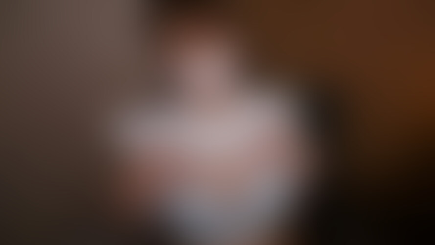 【業界の裏】業界関係者が連れてきた爆乳女子アナ○ンサーの卵

こちらの動画のショートVerになります。


某業界のPが店に連れてきた女の子。
アナ○ンサー養成所の生徒でPのセフレだそうです。
どうやら、いろいろ口利きをしてあげる代わりに、体の関係を結んでいるようで…


店長はPと交渉しての女子アナの卵と一発ヤッたようです。

何でも自分のセフレをPに抱かせる約束をしたとか。

Ｐも店長も最低な奴ですねｗ


※こちらの動画は「お試しPRプラン」でご視聴いただけます (2/2)