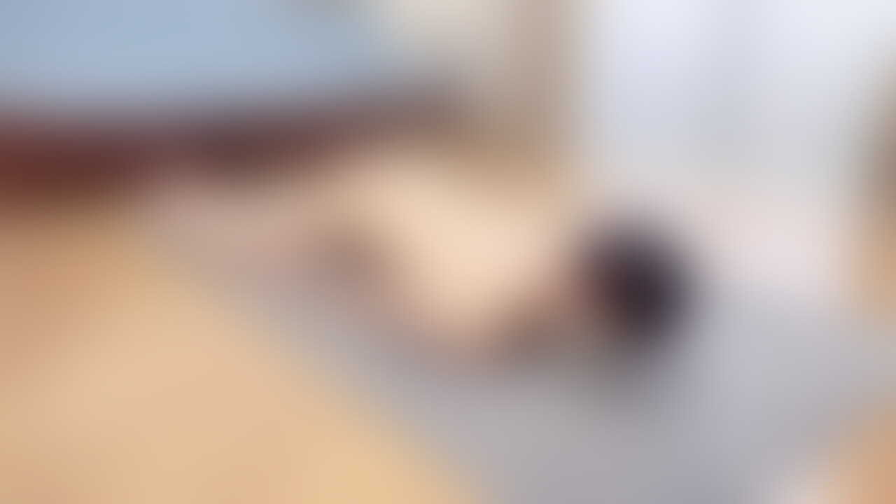 【素人/ オナニー】床オナで恥ずかしい姿を晒しちゃいました🤭 sample 1
