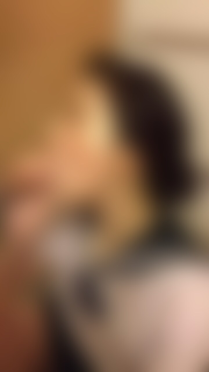 これは私が○○○時代の時の貴重な動画です‼️②
内容としては夏休みのときに、当時お付き合いしていた彼がいきなり制服持ってきてと言われたので、持って行ったらなんとローションぬるぬるにされました💦
まだ夏休みだったからよかったですが💦
持って帰る時は親にバレないか心配でした💦 (2/2)
