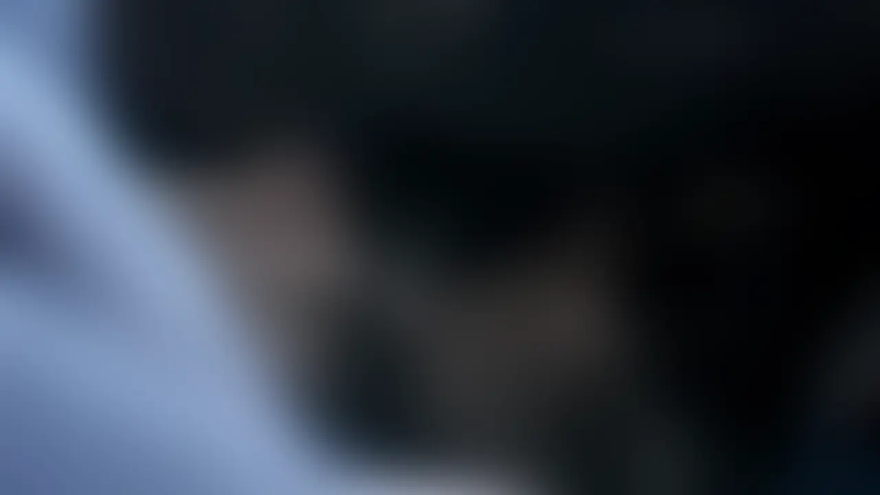 セックス好きな可愛いス●バ店員と知り合って、
身長145センチと小柄ですが、おっぱいもお尻もちゃんと成長してて身長とのギャップがまたエロい。
見た目もすごく可愛いのに、セックス大好きな性欲強い子ちゃんです。
彼氏もいるのに悪い子ですね。
ホテル入って息つく間もなくすぐに立ちバックしました。
いきなり挿入されてもマンコはすでにヌルヌルに濡れてて、めっちゃ感じててエロい。
チンコ気持ちいいって喘いでて、ほんとチンコが好きな感じ。w
ソファに移動してフェラさせたんですけど、ひなこは完全なセックスモード。
フェラもすごく気持ち良くて、フェラしながら自然と乳首も触ってきたり、
乳首舐めながら手コキしてきて、俺が感じてるのを楽しんでましたよ。
少しSっ気もありそう。
オナニーもガチで毎日3回はするみたい。
おもちゃ使ってするのが好きみたいなので、電マを渡してオナニーさせました。　　
途中からバイブも使って、クリと膣の2点責めしたら大量に潮吹いちゃってましたよ。
ますますエロいじゃんか。
早くエッチしたくてしかたないひなこのマンコにギンギンに勃起したチンコを生挿入。
チンコ入れた瞬間にもうアへ顔になっちゃうくらい感じてる。
小柄だからマンコも小さくて、締まりが良くて最高に気持ちいいです。
まだ20歳の学生ですからね。
チンコに膣が絡みついてくる感じ、最高です。
どんどんドMのメスの顔になって来て、首絞めながら思いっきり突きまくってやりました。
天井に届きそうなくらいのハメ潮吹いてましたよ。
中出しした後に最後はめちゃくちゃ顔射したので、可愛い顔が精子まみれに。
可愛いものを汚しちゃって最高に興奮しました。 (2/2)