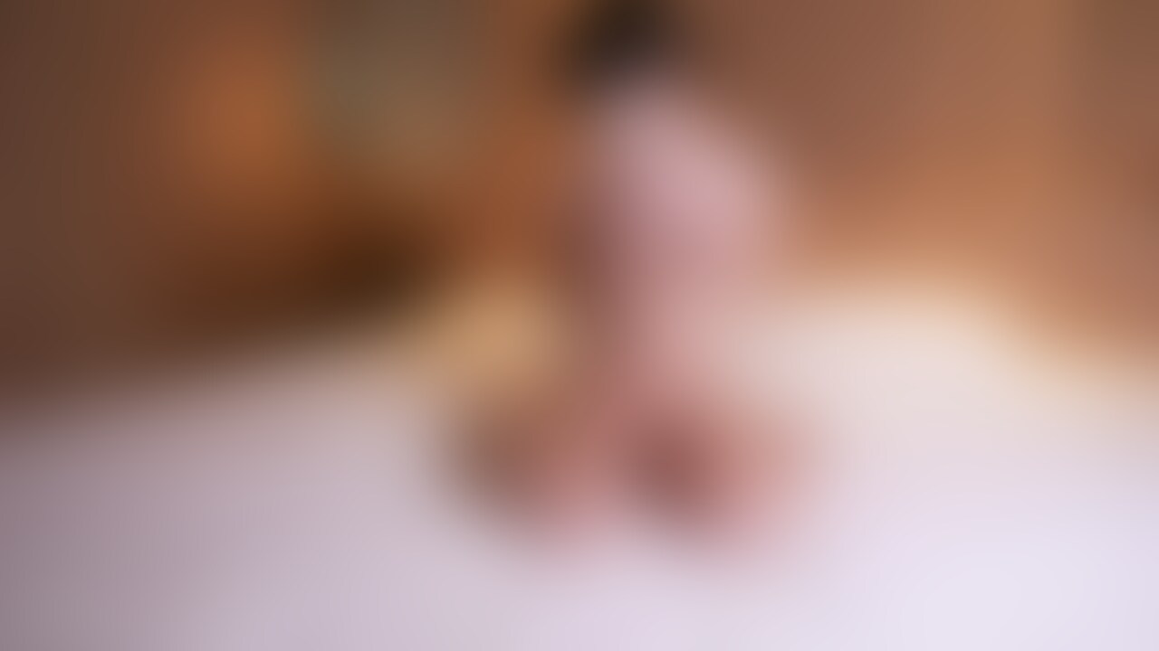 寝バックで攻められちゃった🙈
写真撮影してもらってたら2人ともむらむらしちゃってそのままえっちな雰囲気に、、
いっぱい○○○められて濡れちゃうドMまゆです💕
最後はバックでいっぱいイかされちゃった (2/2)