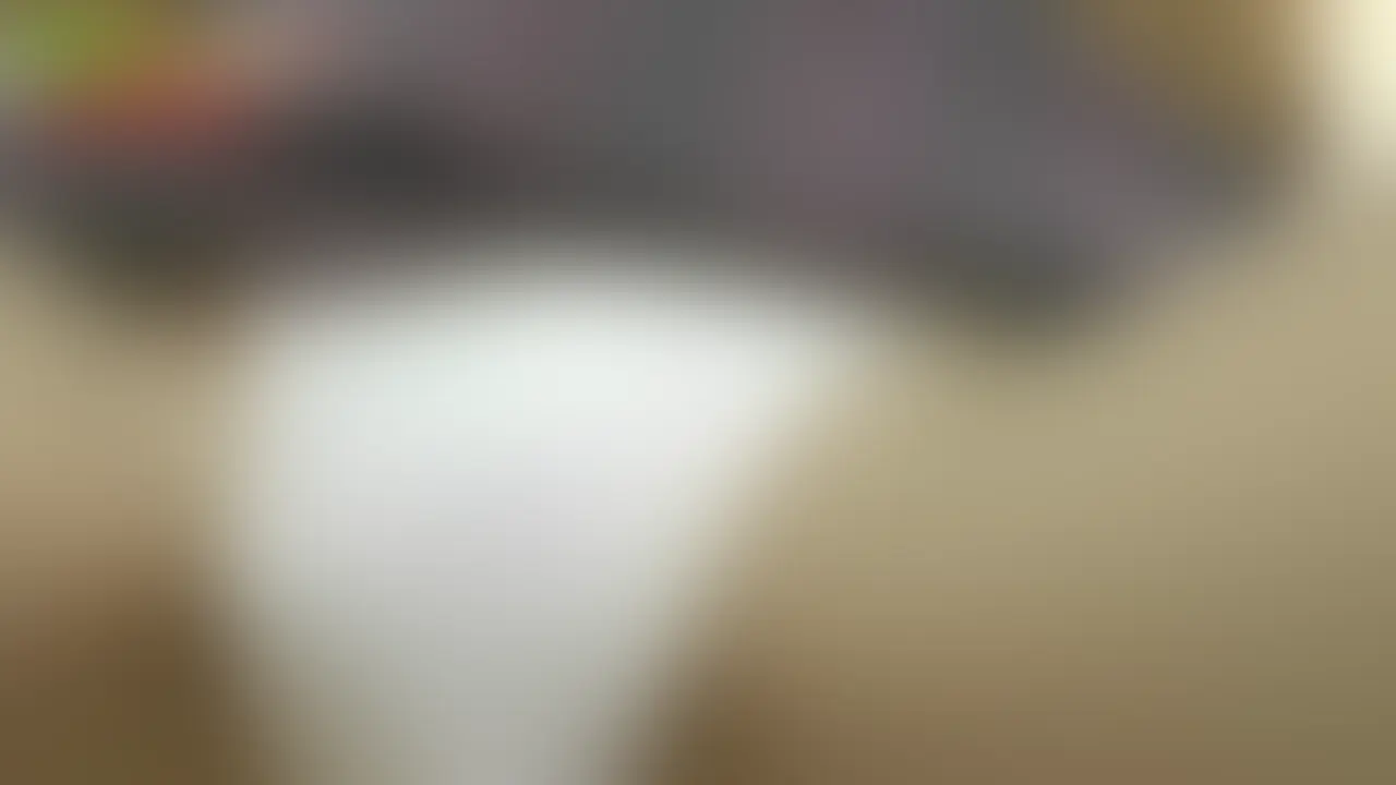 やっと毛が生え始めたコギャルちゃん
そのオマンコを確認する為にクンニしたりオモチャで悪戯したり
コギャルちゃん恥ずかしがっていますが時々声出しちゃったりしてますwww
このコギャルちゃん孕ませ中出し迄の本編は↓URLで配信中です
https://myfans.jp/posts/77b2a0ee-72b6-4c6c-9c3f-f12094031e54 (2/2)
