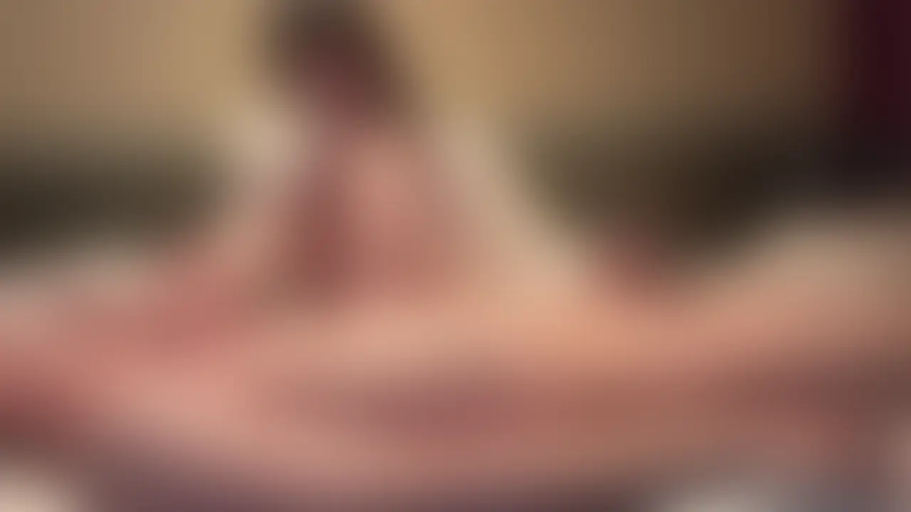 足舐め/授乳/足のせ拘束手コキ♡
いろんな体勢で手コキしたよ〜笑
もう射精しすぎてて空イキしかしてなかったけど可愛いから見てね♡ (2/2)