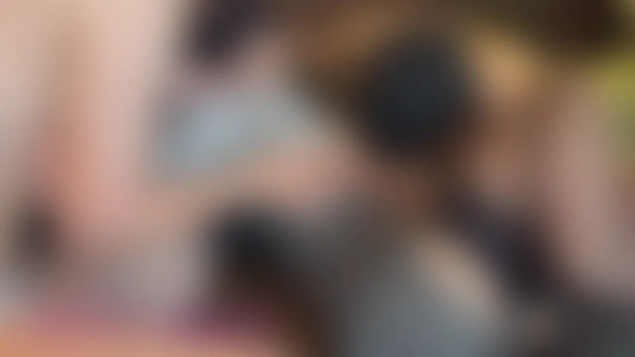 【NTR:絶倫巨チン×無限舐め犬編②】
妻は巨根を喉奥まで挿れられると足をばたつかせることを発見しました…
そのうちイラマチオで潮吹きそう (2/2)