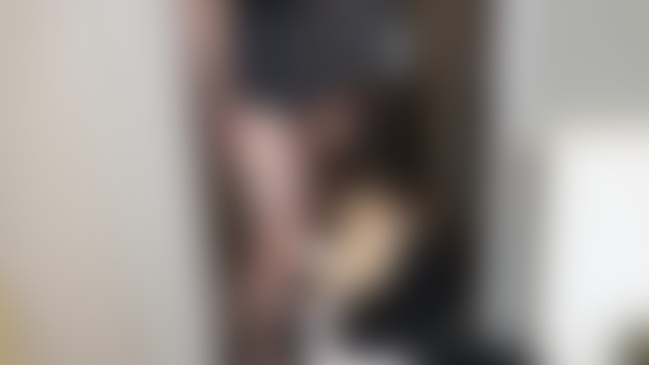 【デリヘル】とあちゃん【即尺フェラ】
出会ってすぐにフェラチオ即尺コースと顔出し動画撮影コースのオプションでデリヘル風俗嬢のフェラ抜きを撮影しました。サービス抜群、愛嬌抜群、テクニシャンの濃厚フェラチオサービスでどぴゅどぴゅ口内射精! (2/2)