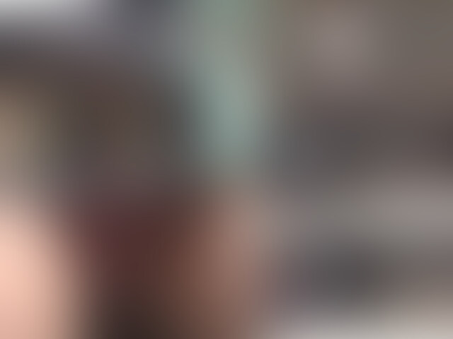 ツケ回し【オヤジとラブホinするJのKのパンツ密着】
なんか、人気の少ない道&学校が絶対まだ終わってない時間(昼の1時前後)&ひとりでとぼとぼ歩きの制服女って、つけ回して撮影してもいいらしいですよ
そう、植草教授も言ってました。
ちょっとネタが古いのでうろ覚えなんですが、なんて言ってましたっけ? そうそう、「マンからマンへ」でしたっけ? 違う! 「マンに誓ってやってない」だ
ま、そんなことを思い出しながら撮ってたら、信号待ち、歩道橋、駅で電車待ち、色んなところでスカートの下からピンクのチェック柄が見えるんです
意図的に撮ったわけではなく、たまたま映りこんで来たんで、○○○とかで迷惑防止条例に掛かる可能性があるとしたらこっちが迷惑を掛けられた感じですよ! まぁ、今回は通報しないでおいてやるけどな!
また、例によって一日密着したんですが、最後に誰かと待ち合わせてどこ行くのかなー、と思ったらラブホですよ
てか、おっさんもラブホの真ん前で待ち合わせんなよ
マジ勇者
この映像のMVPは間違いなく、アナタです (2/2)
