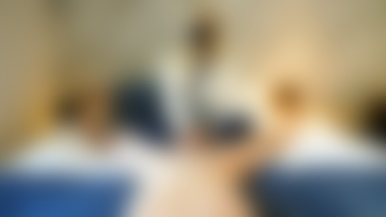 くすぐりにも弱い感じだったから、イきそうになったらくすぐる、またイきそうになったらくすぐるって事 をしてみたよ😎
くすぐるはtickleって言うらしいから、くすぐる時にこちょこちょ〜じゃなくて、tickle、tickleって言ってみた🤭
ただうららが言うとなんか○○○みたいだよね🙄笑 (2/2)