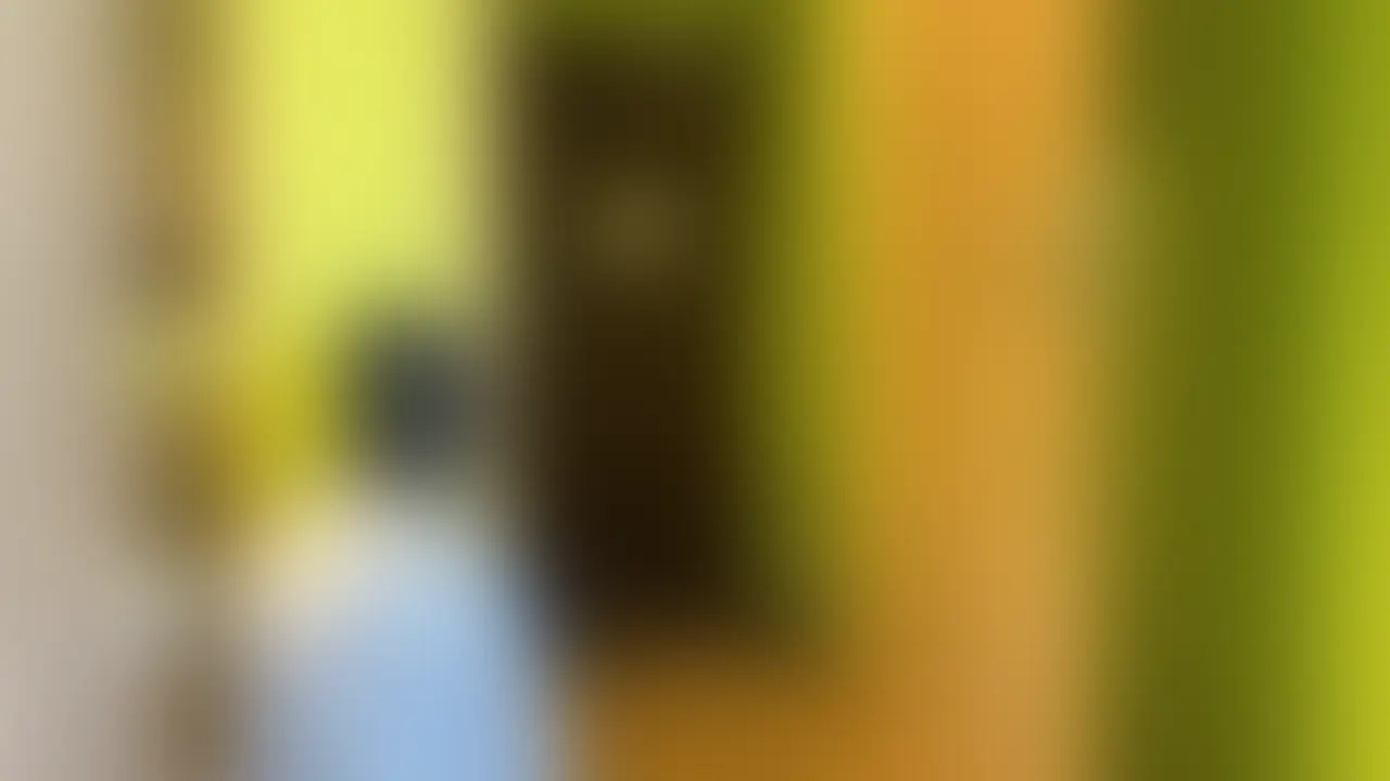 【舐め犬奉仕】25歳ドSパチンコ屋店員(M様)にたっぷり使っていただきました
●初連絡のメール(一部抜粋)
ブログと動画見ました。
25歳でパチンコ屋店員やってます。毎日店で男を接客してるけど、本当は男を飼って好きに調教したいんです。
本気で私の犬として飼ってあげてもいいと思う子を探してました。
iPhoneから送信
M様は21歳のパチンコ屋店員で、派手めなギャル系なのに目が冷たいドS美女です。
「男は飼うもの」という考えが強く、僕を本気で「自分の犬」として所有したいという欲求が非常に強い方でした。
数日やり取りした後、「今日店終わりに拾ってあげる」と連絡があり、部屋に来られました。
----------------------------
パチンコ屋のドS店員・M様に「男を飼う」所有欲を存分にぶつけられ、首締め顔面騎乗で徹底的に性処理道具として使われた、強烈な屈じょくと興奮の時間でした。
またお呼びいただけるよう精進します。 (2/2)