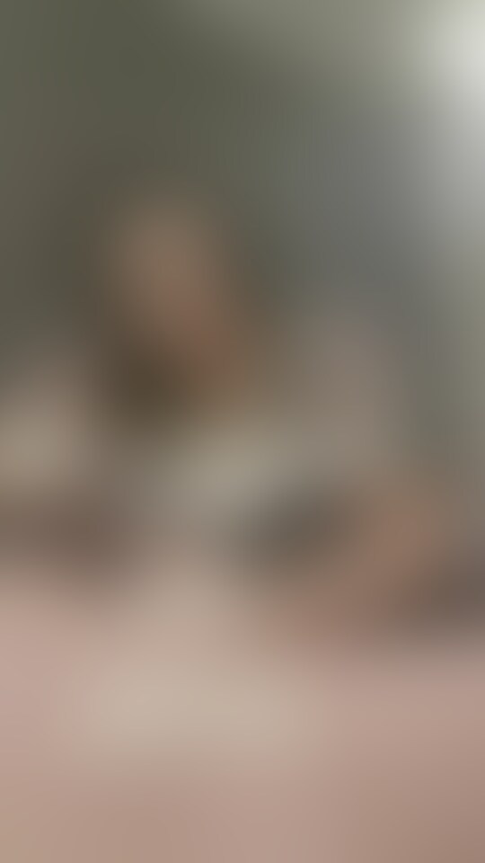 連続手コキ射精地獄3回抜き動画❤4回は抜きたかったんだけど(笑)次回はもっと抜いてやる(笑)❤○○○搾り取られたい方は見てね❤
一回目普通に手コキ、2回目ローターコキ、3回目唾コキとバリエーションつけてるわよ🤙 (2/2)
