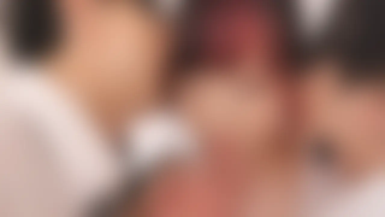 東京月華「女よりも女らしくて綺麗な赤髪女装子。変態男達に全身拘束で身体の自由を奪われ快楽責めで好き放題に弄ばれイカされまくる。ケツ穴は完全崩壊、イキ過ぎ注意の大迫力アナル」の投稿サムネイル