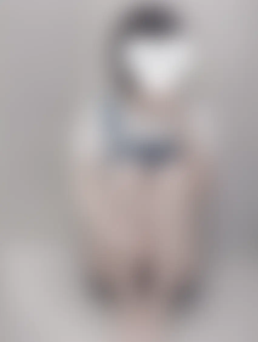 白乃あいり👀「甘えてるつもりのポーズ…笑」の投稿サムネイル