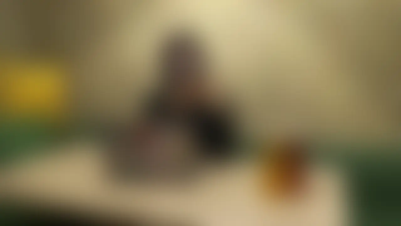 【女王様とまさかの生挿入‼️槐モナ様と初コラボ‼️】
⚠なんと、、前回別々に出した動画が各所で大好評だったため、モナさん承諾のもと、フル版を配信できることになりました🐳💦
槐モナ様 → @mmmowmow

コラボに向けて、事前にミーティングをした時の風景も収録されておりますので、ぜひモナさんのことを知っていただければと思っております！

そしていざコラボ当日、ホテルに入るとすでにモナさんは準備万端. . . 玄関で即痴女責めスタート. . . 
しかもガウンの中には変態下着を着用されてるモナさん. . . 
性癖全開すぎです. . . 
フェラでギンギンにさせられたあとは、そのまま騎乗位で生挿入. . . 
『膣内男の潮吹き→お掃除フェラ→口内男の潮吹き→男の潮吹き口移し』連続男潮プレイがエロすぎました. . . 

その後ベッドに移動すると、モナ様の痴女っぷりは止まらず、ぼくを導いていただき、手マンで気持ちよくさせていただく流れになりました。
女王様をM男子から責める機会なんてほぼないといって良いので、本アカウントでは希少な動画になると思っています！！

コラボならではのいつもとは違う空気感の動画になっています！
ぜひこの機会にご覧ください！！ (2/2)
