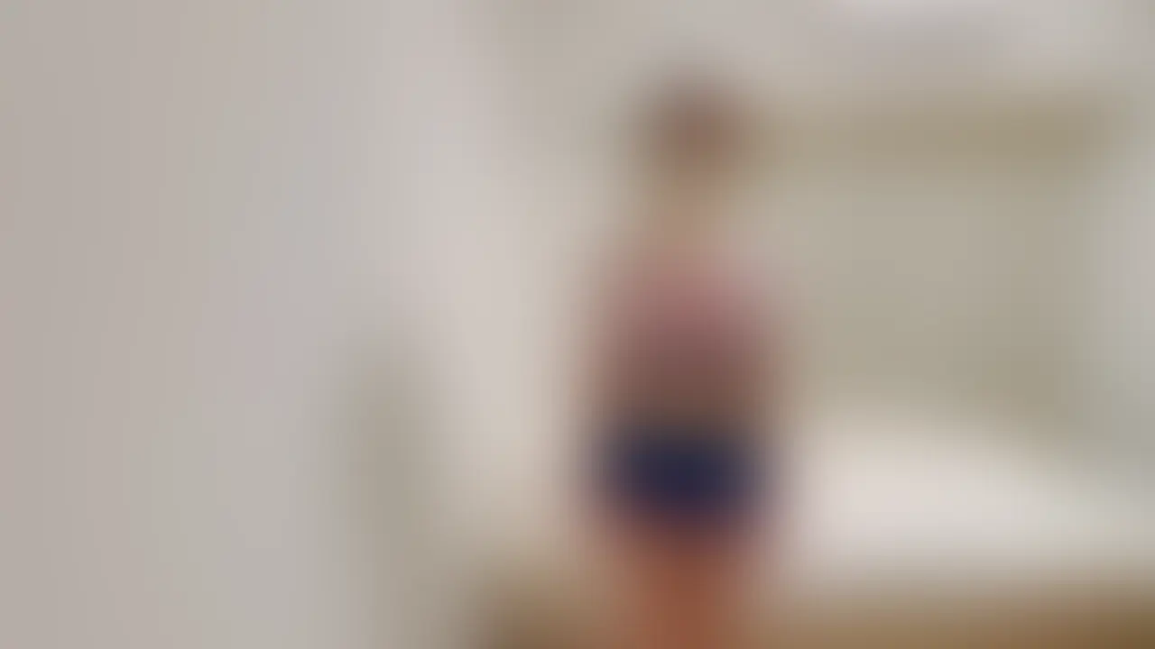 チアガールのコスプレでオナニー🤭❤️
足上げオナニーすごく気持ちいい❣️
こんなチアガールいたらどうする🥰？ (2/2)