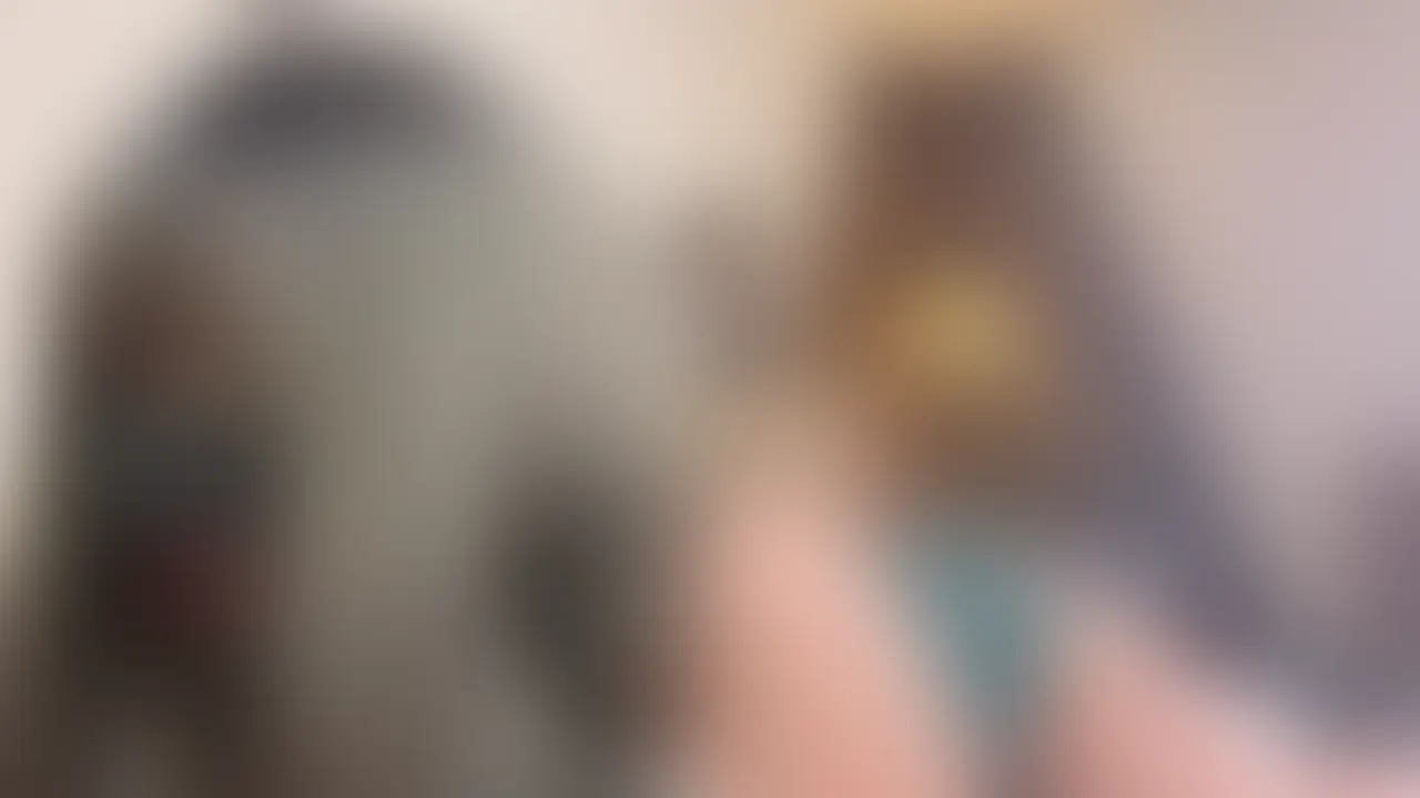 前回アップした動画の別アングルバージョンです💋
だんなちゃんのケツマンコを触手ディルドで気持ちよくさせちゃいます💕 (2/2)