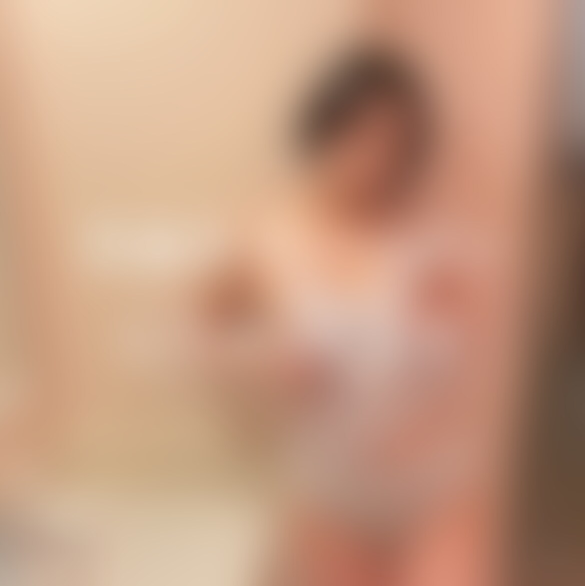 見る前に右上の「いいね♡」を押してから見てね🥹
洗面台でやるのってなんか興奮するよね、、、
ゆいもこんなに濡れちゃったから見られるのはすごく恥ずかしい🫣
でも、これで100回は気持ちよくなれるでしょ?💗 (2/2)