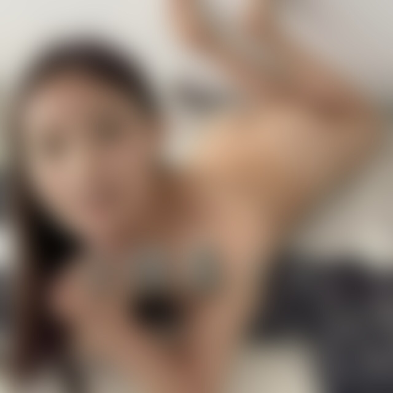 右上の「♡」ボタンを押してくれたら
りんとっっても嬉しいです🥰
◌⑅⃝♡◌⑅⃝♡◌⑅⃝♡◌⑅⃝♡◌⑅⃝♡
こんばんはーりんです!
今日はYouTubeで着てたカルバンクラインを脱いで全裸で筋トレしてみました…♡
りんはお尻をぷりぷりにしたいからお尻を重点的にやったんだけどYouTube撮った後にすぐ撮ったから少し疲れちゃったかも🥱笑
もっと運動しなきゃだ〜😭
みんなもおすすめの筋トレあったら教えてください♡ (2/2)