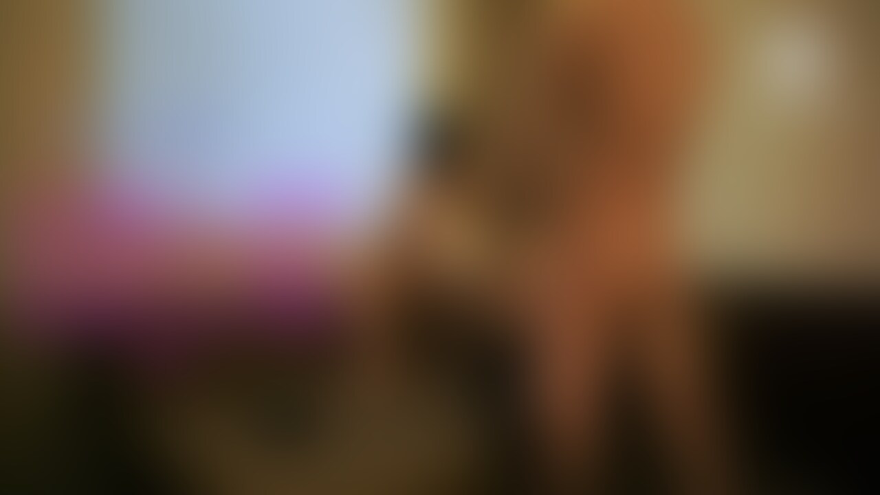 いつの間にか見学してたプラン加入者のおちんちんもしゃぶりだして、串刺し3Pになっちゃいました。
こんなにエッチな人妻は好きですか? (2/2)