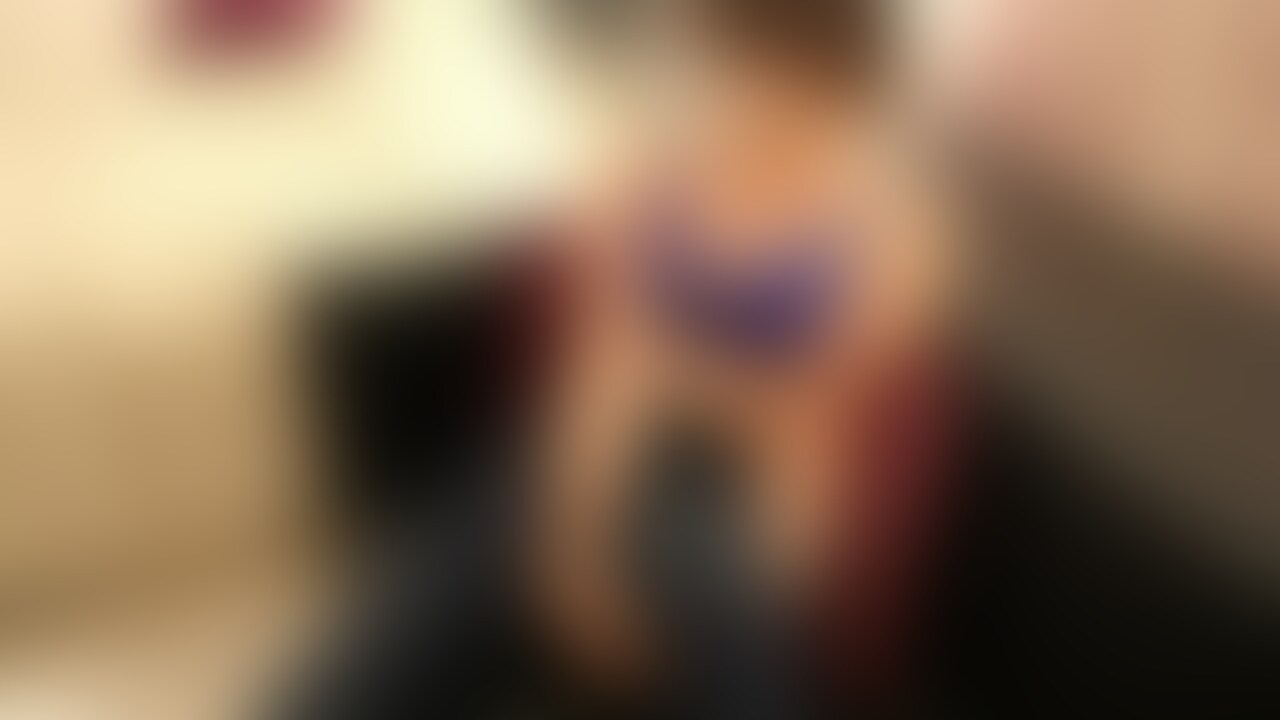 ディルドでいっぱい攻めてもらっちゃった🥰
でもカチカチのおちんぽのほうが好きだなぁ😊💕 (2/2)