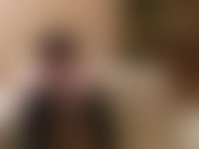 【本編完全顔出し】
case.010 今日はこの子で抜きます。見かけによらずでデカ乳輪でキャラと体にギャップを感じるからです。
撮影時期:2007年ごろ?
名前:ゆなちゃん
年齢:1☓歳
雰囲気:可愛い声のほんわか系。
性格:お茶目っけ満載。
――――――――
最初に一言言わせて、キャラと体のギャップが凄い...。
半筋通っててキリっとした顔して、デカ乳輪。
勃起止まらないよね。
カウパー漏れかけてて焦ってティッシュで拭いて仕切り直し。
滅茶苦茶丁寧なフェラにえっろい腰使い。
今どきのJ●じゃ発揮できない技術、。
編集しながらシコってちゃいました(涙) (2/2)