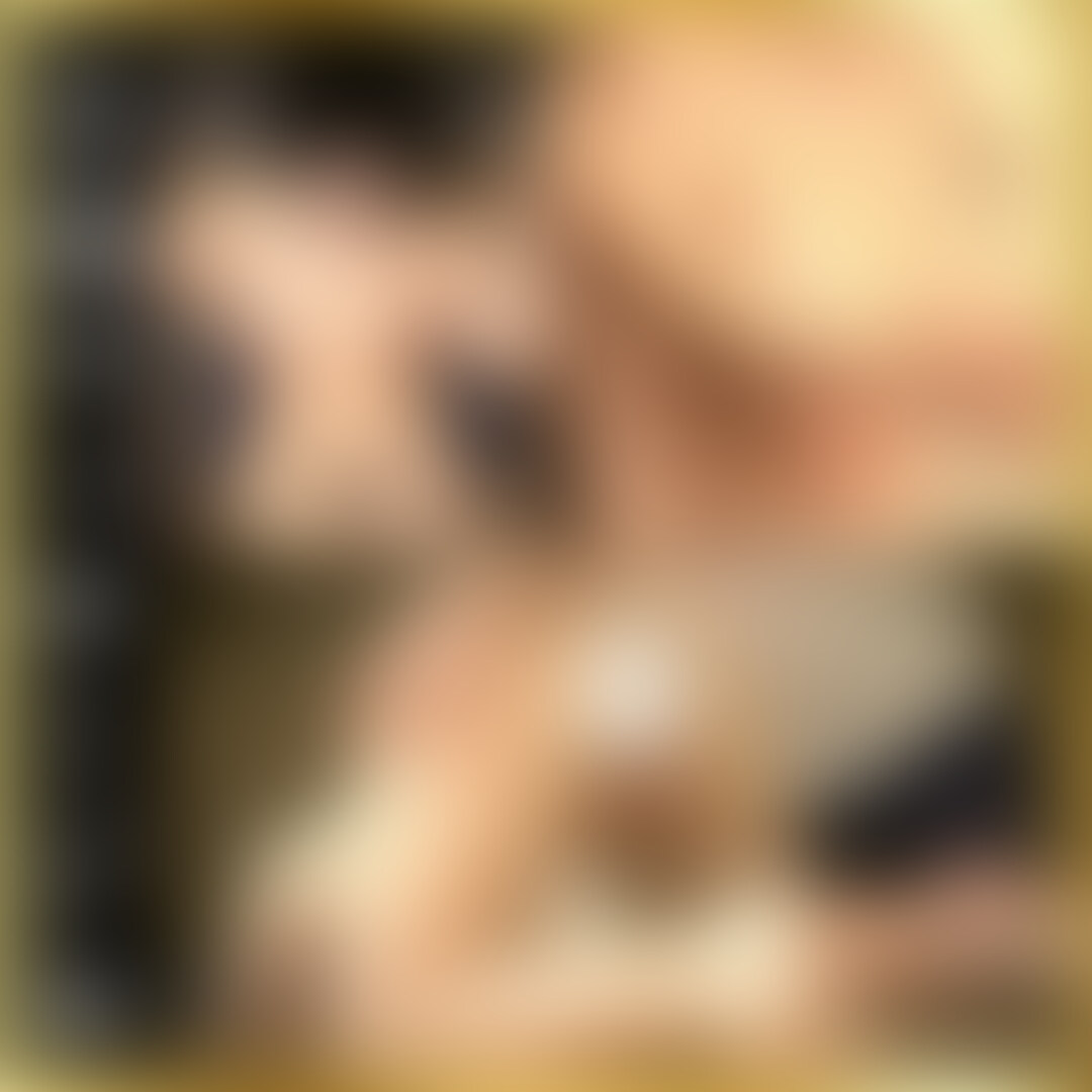 芸能級美女の美巨乳/美尻をセクハラマッサージ
今回も可愛い女性がご来店。
女子大生くらいの年齢でしょうか。
顔も可愛くて、黒髪のショートが良く似合います。
そして紙パンツ紙ブラの状態でマッサージ台に。
背中や腰、胸の下辺りを入念にマッサージします。
オイルを垂らし、凝りをほぐしていきますが!!!
段々とブラの中に手を入れて、リンパを流すと称して
揉み込みまくり!!!
大き目の乳房に小ぶりの乳首が可愛いすぎ!!!
どんどんと声が漏れてきてます!!!
背面からもしっかりと揉み!!!
そしてその後はお尻のマッサージに入ります!
パンツの中は汗とマン汁でグショグショで水浸し!!!
焦らしに焦らしてマンコにセクハラ!!
電マ当てや手マンなど
マンコを中心にお触り!!!
スベスベでプリップリなお尻を堪能!!
マン毛もしっかり型で素人っぽさに好感!!!
膣穴の中に指を入れて
ズボズボズボズボ!!!!!
とっても興奮します。
この全身コースは一見の価値あり!!!
#マッサージ #セラピスト #NTR #素人 #オイルマッサージ #巨乳 #メンズエステ (2/2)