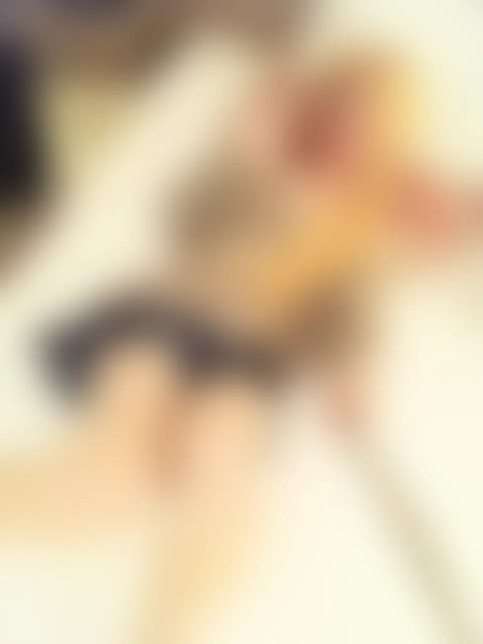 足広げて。。。恥ずかしい。。。 sample 1
