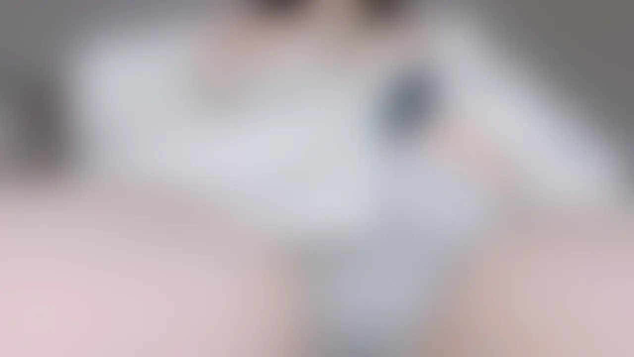 ［有料プラン］クンニバイブでグズグズになったおまんこにディルドぶち込んで気持ちよすぎるオナニー♡
 
 あんまりしたことないアングルに挑戦しつつ珍しいおもちゃを使ってみました！おかずにしてくれると嬉しいです。
 
一度削除されたのでモザイク修正してあげ直しました
2025/05/22 (2/2)