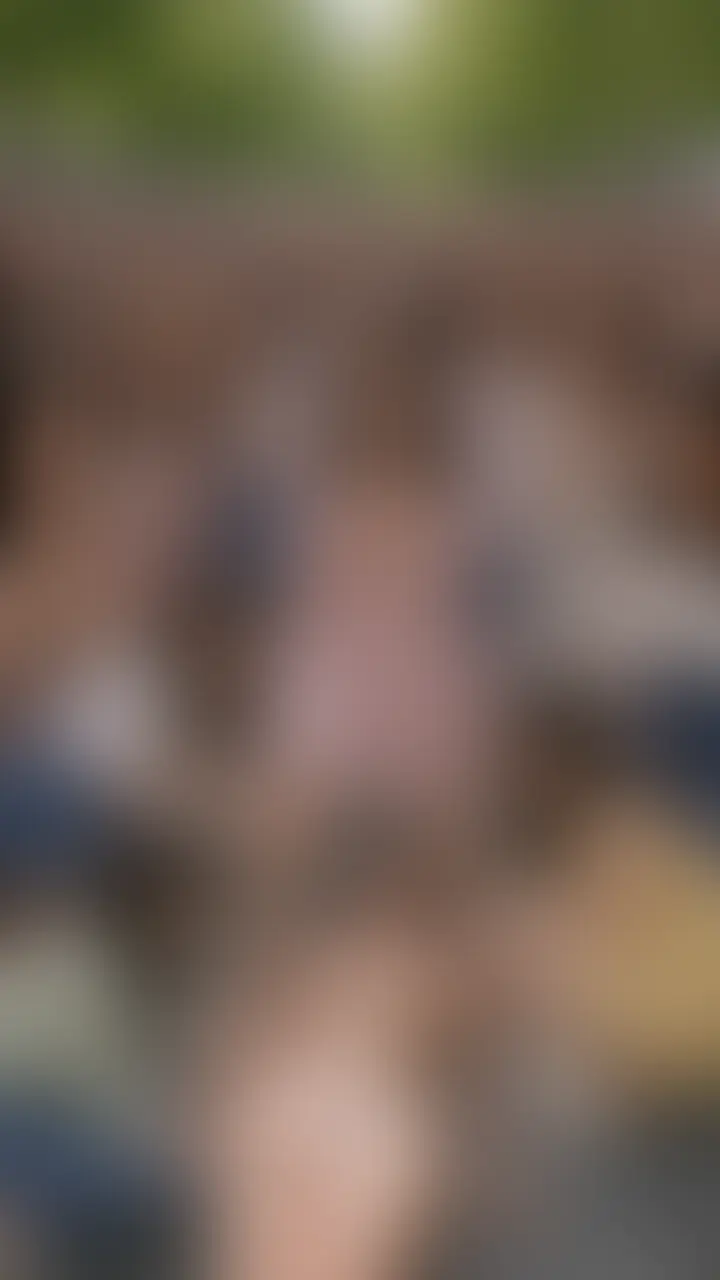 Maya&Reona「爆乳お友達ユカの野外露出、多数の観客の女の子にみられる、観客の女の子がユカにまたがり放尿し、ユカの体がおしっこまみれになる、観客の女の子に体を触られおしっこを体」の投稿サムネイル