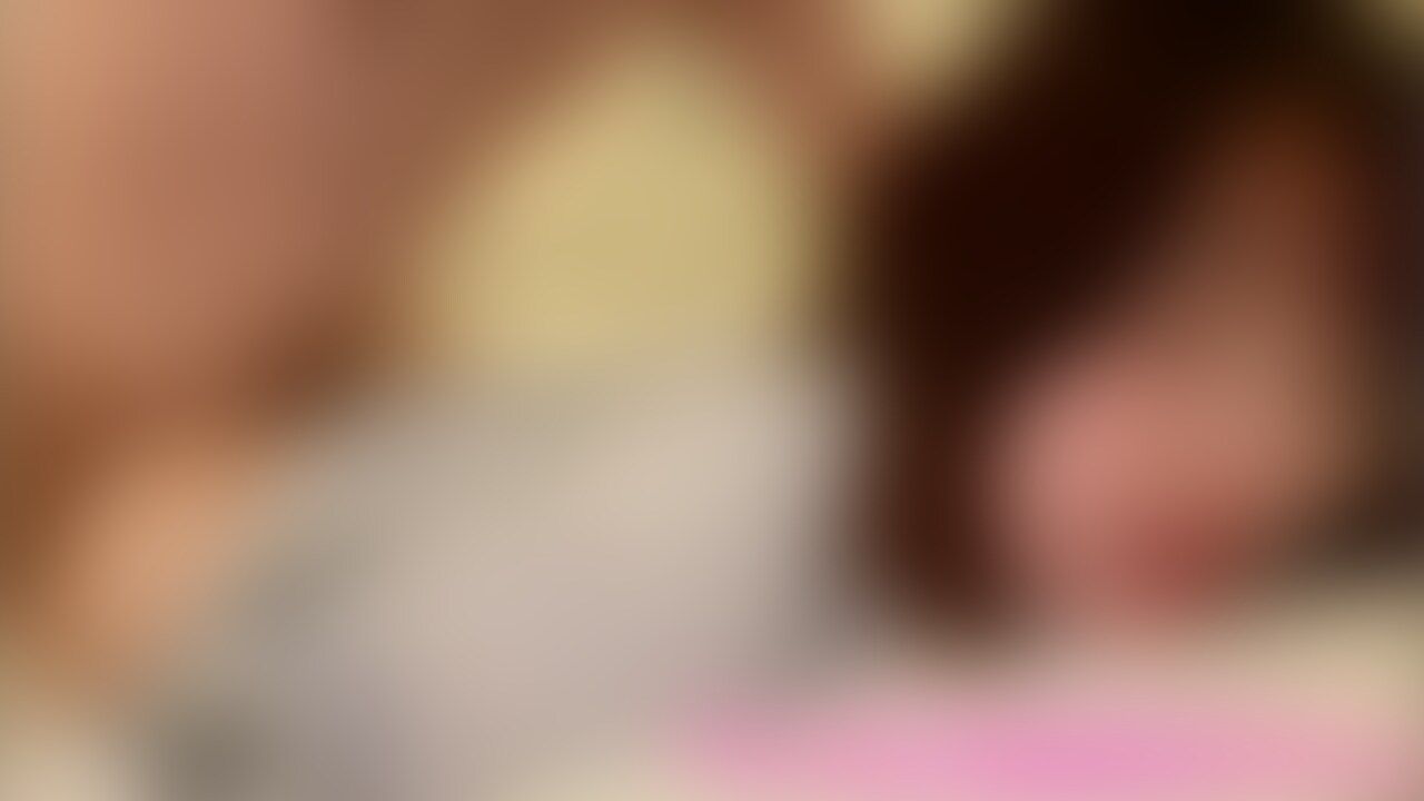 【ファン限定フル動画】🎁

【お泊まりデート】朝起きたら淫らに絡み合うカップル。無邪気なかわいい笑顔の彼女と朝から激しく求め合う。 (2/2)