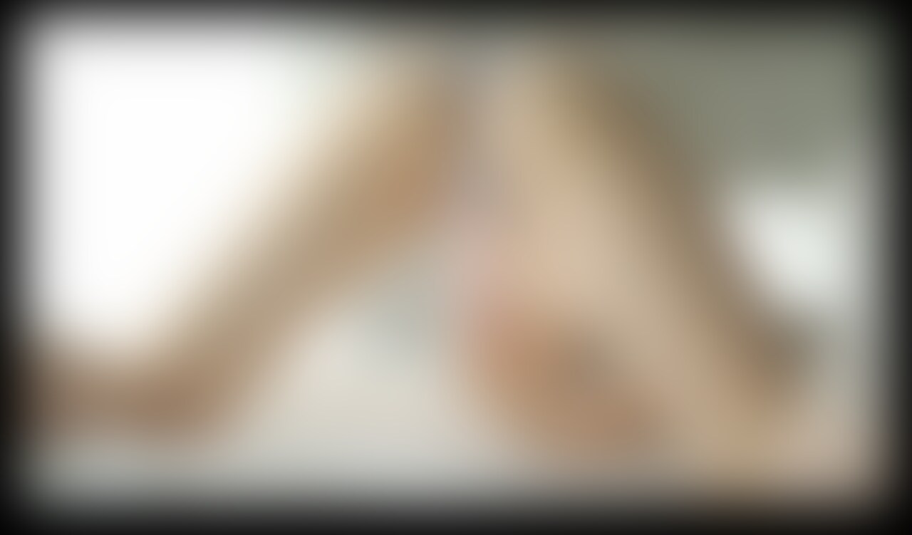 着替えシーンと普段使わないおもちゃでおなに動画。
このおもちゃは初めて使ったので動画に登場するのは初めてです。
気持ちいいけど刺激が強すぎる😂 (2/2)