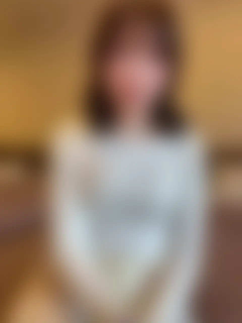 アナルを見せるだけの簡単なお仕事♡
そのはずがだんだんエスカレートしていって…!?///
最新情報はXをチェックしてくださいね🥰 (2/2)
