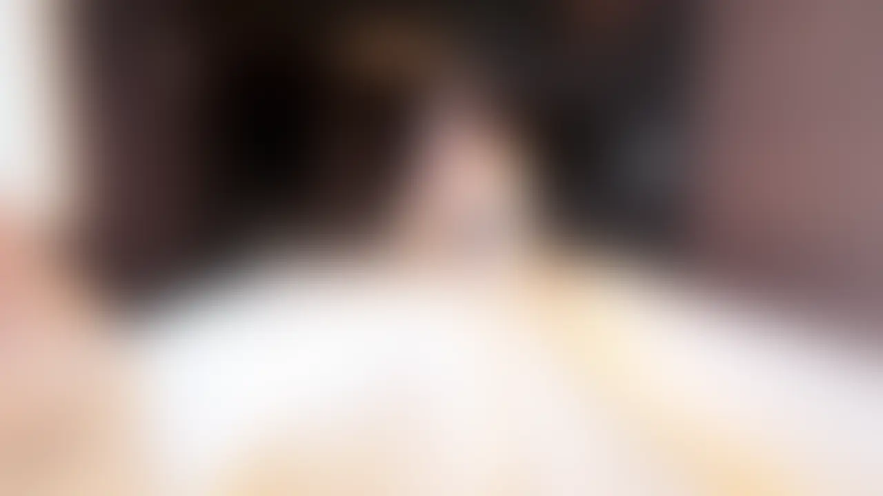 可愛がっていただきたくて、
スク水でご奉仕👙❤️💓
最近、乳首を舐めたり、吸ったりするのが、
とっても好きになっちゃいました🫣💖
夜、一人でするときも、
男の人の乳首を舐めるのを想像しちゃいます🫣
どんどんおかしくなっていく💦
みるぴえ🍼🥺は、
可愛がってもらえるのでしょうか?🥺🥺🥺
<続きは…>
8/15(金)にアップする予定です💕💕💕 (2/2)