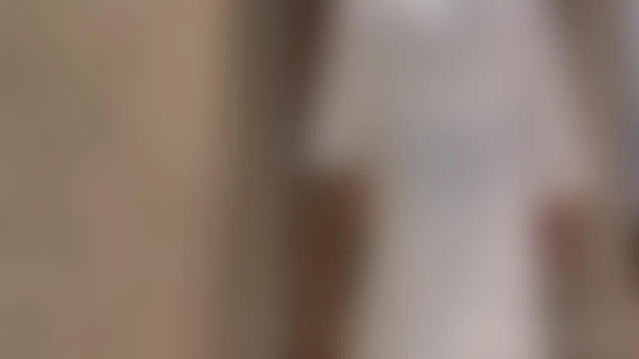 ★新作をちょっとずつ公開していきます★
【寝取られOL、玄関空けたら即フェラチオ（風）】
上司オジにフェラチオを仕込まれ中のNです。
本物彼氏に「フェラ上手になったね、教えてもらっているの？」
と聞かれたけど、
「自分で工夫しているだけ」と言っています笑 (2/2)